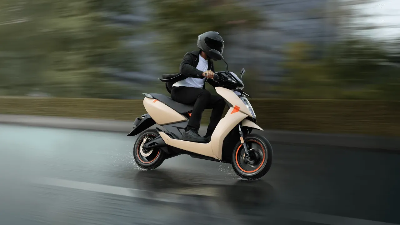 Ather 450s electric scooter showcasing modern urban design in a city setting.