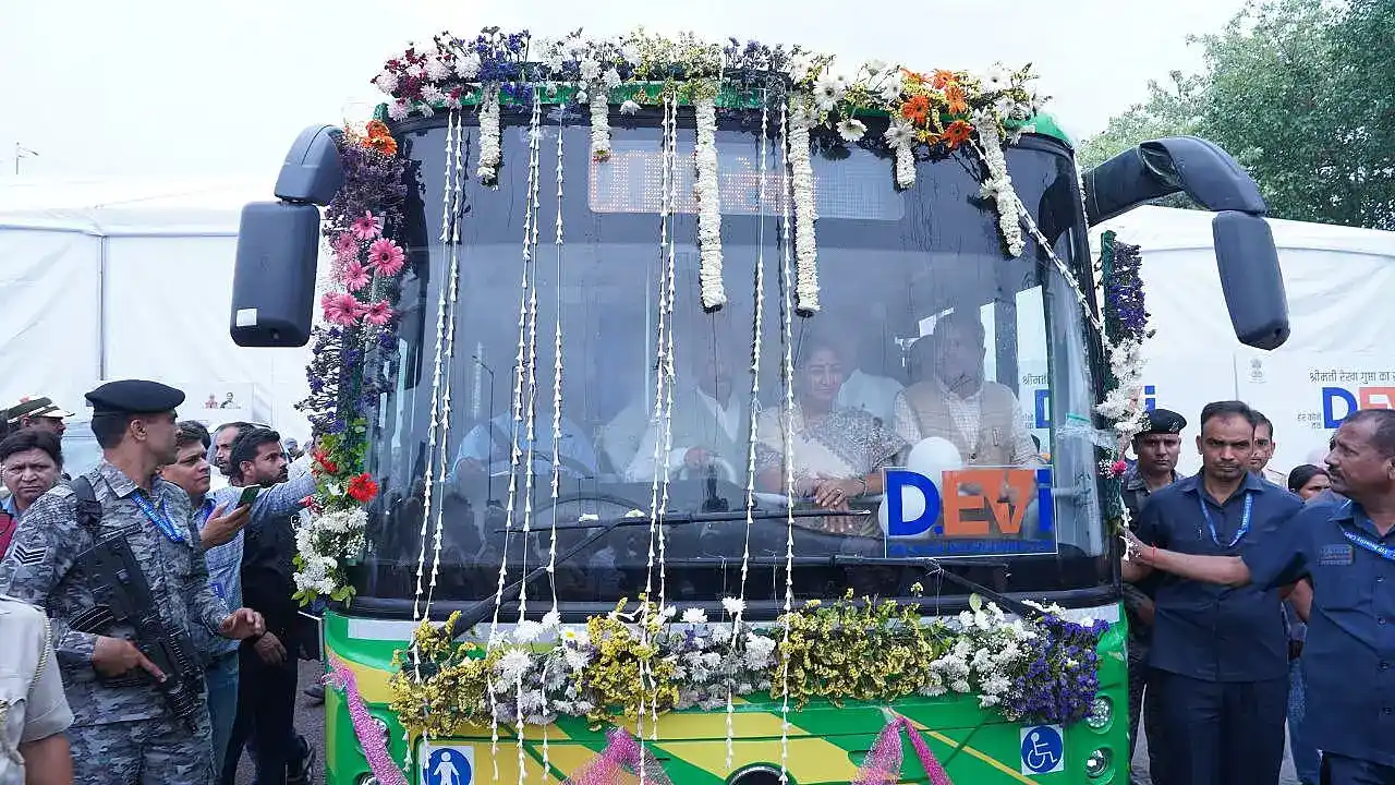 Delhi's new electric DEVi buses with women drivers and modern features.